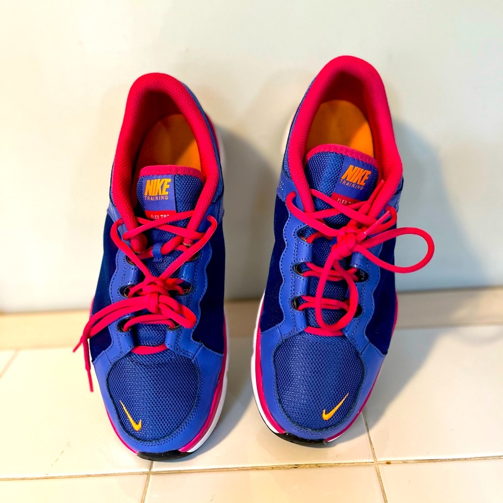 Nike training flex tr2 blue and pink size 11